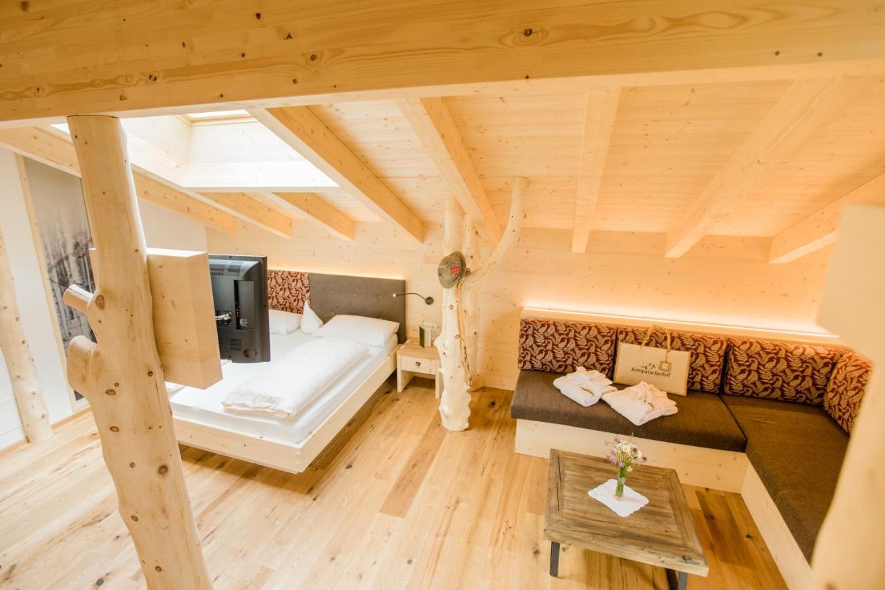 Hotel Kompatscherhof ลูซอน ภายนอก รูปภาพ