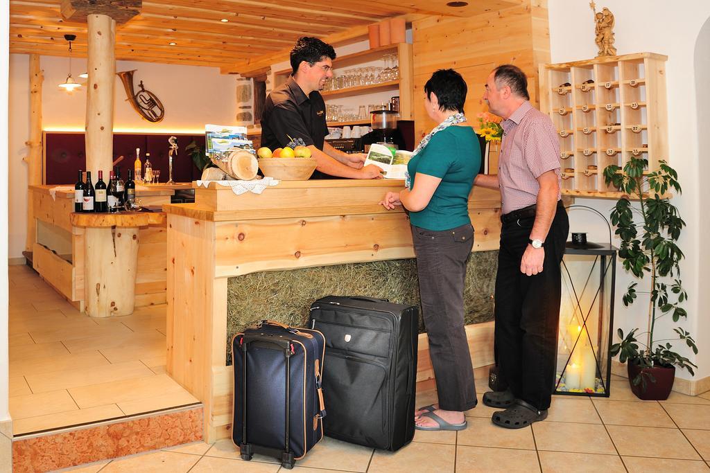Hotel Kompatscherhof ลูซอน ภายนอก รูปภาพ