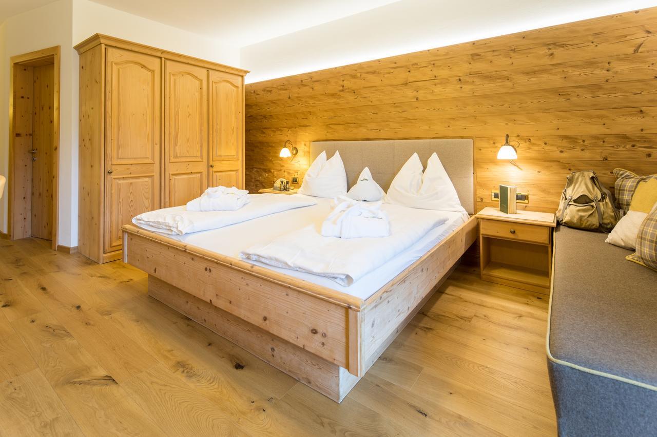 Hotel Kompatscherhof ลูซอน ภายนอก รูปภาพ